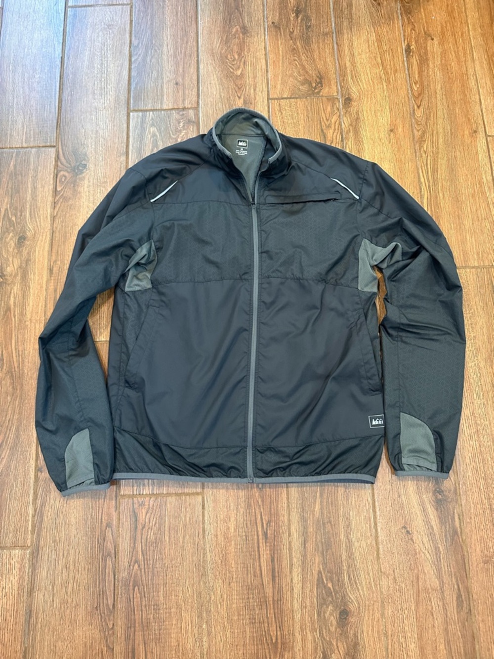 REI Men’s Cycling Jacket Reflective Full Zip Gray 100% Polyester Size M